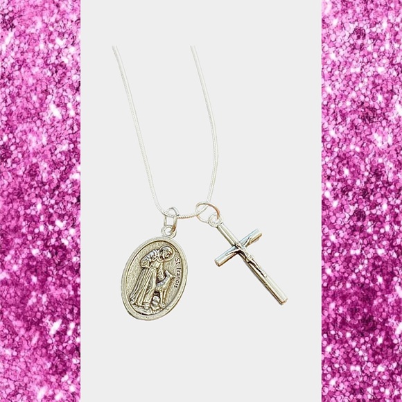 Sterling plated 18” chain with a St. Saint Francis medal and crucifix - Charity. - Picture 8 of 11